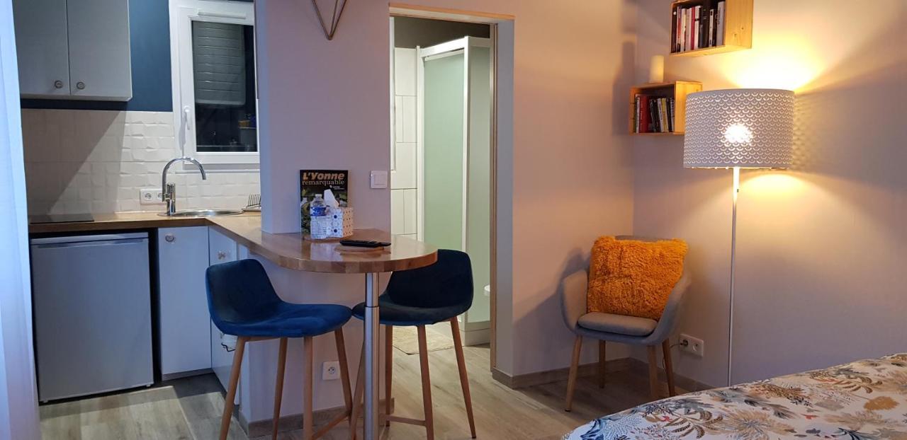 Agreable Petite Maison Proche Joigny Chamvres Dış mekan fotoğraf